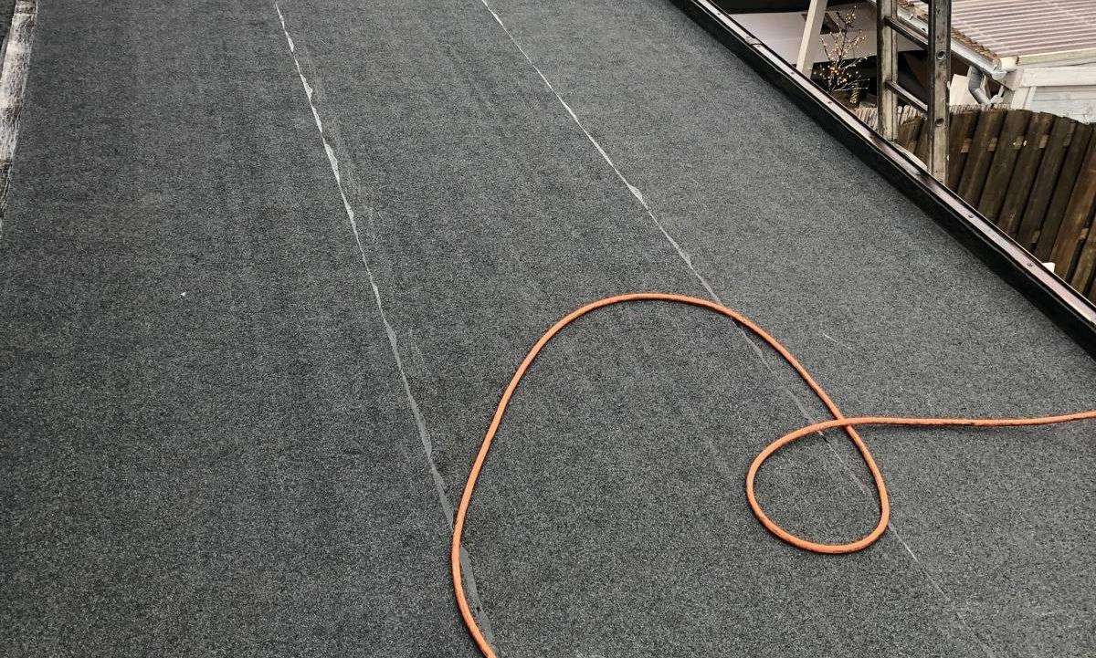 Nieuw bitumen dak aangelegd in Groesbeek Nieuw bitumen dak aangelegd in Groesbeek